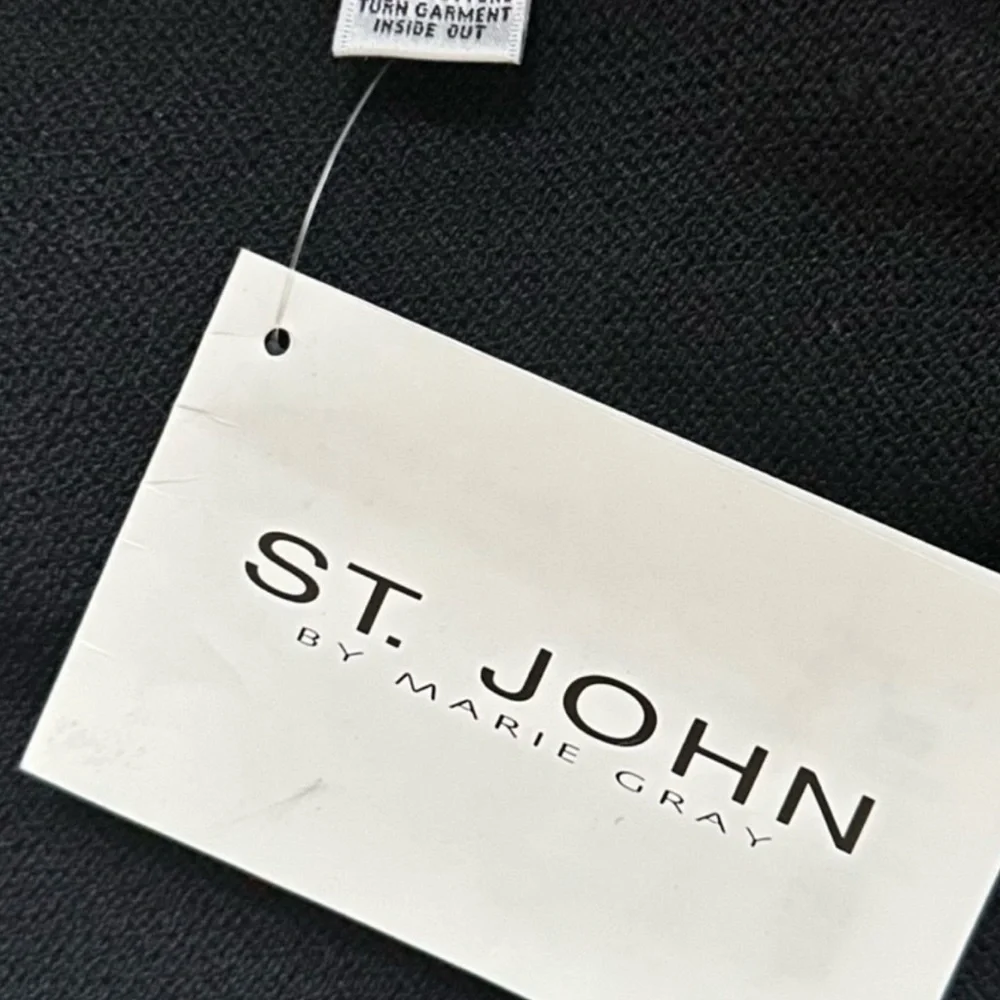 St. John Evening Black Long Sleeve Knit Sweater with Silver Stars Size Small - Picture 7 of 8